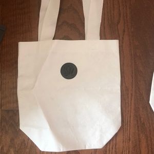 Lululemon bag